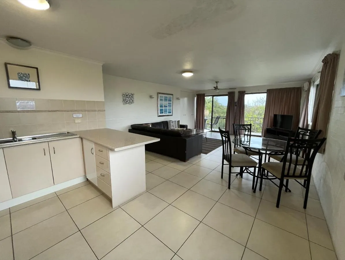 Aparthotel Myuna Holiday Apartments Noosa Heads
