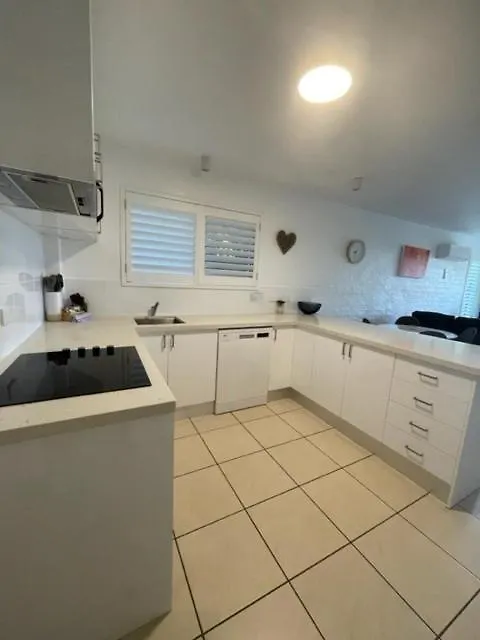 Myuna Holiday Apartments Noosa Heads 3*,  Australia
