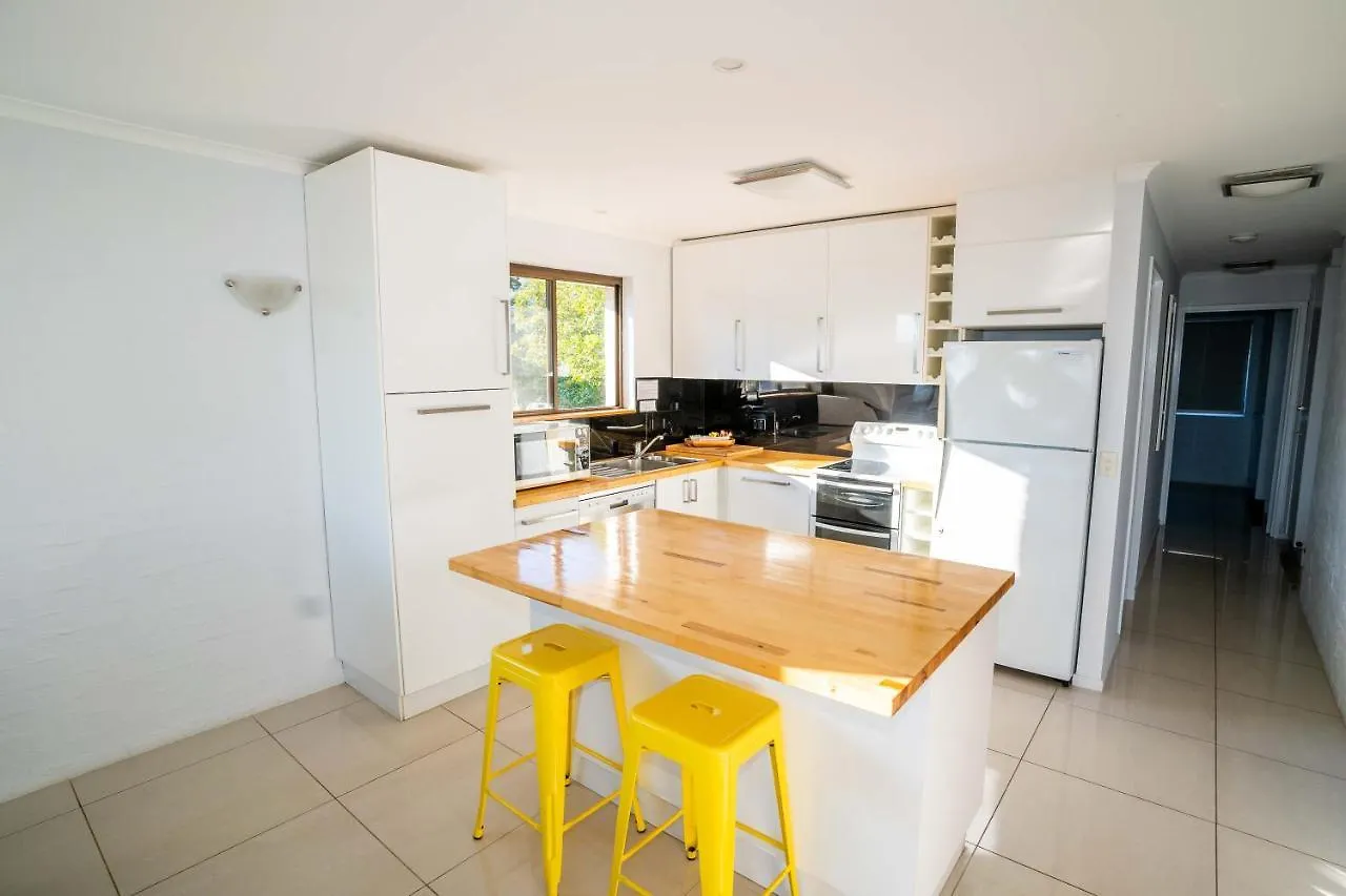 Myuna Holiday Apartments Noosa Heads 3*,  Austrália